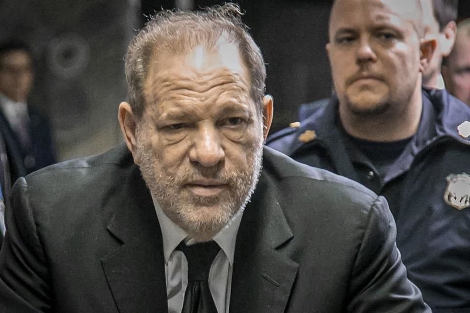 Piden que se traslade a Harvey Weinstein a Los Ángeles para iniciar otro juicio de agresiones sexuales