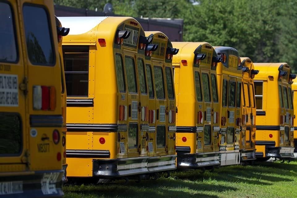 En la mayoría de los estados, las escuelas no han abierto para clases presenciales y las que han abierto podrían cerrar nuevamente si aumentan los casos de Covid-19.