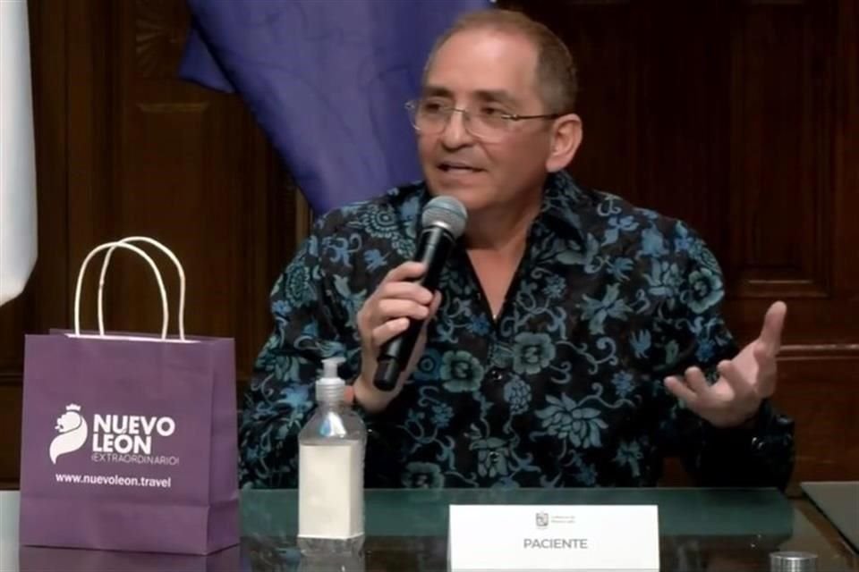 El conductor de televisión pidió a los más jóvenes a tener conciencia y quedarse en casa.