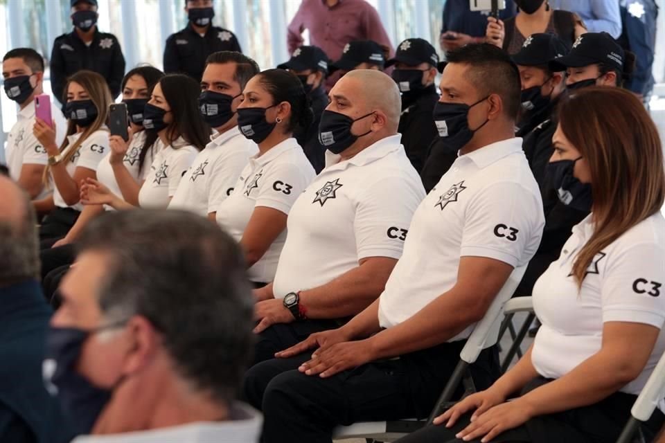 El Alcalde adelantó que en próximas semanas también se comprarán tres módulos virtuales para capacitar.