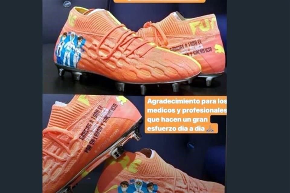 Funes Mori compartió en sus redes los tachones que utilizará en honor a los médicos.