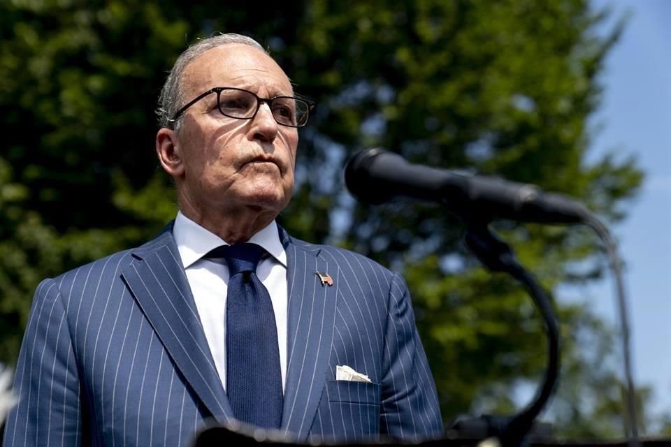 Larry Kudlow también dijo que espera una recuperación de la economía con forma de 'V'.