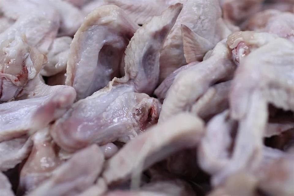 La comida congelada no permite que se multipliquen los coronavirus, de acuerdo con la Organización Mundial de la Salud (OMS).