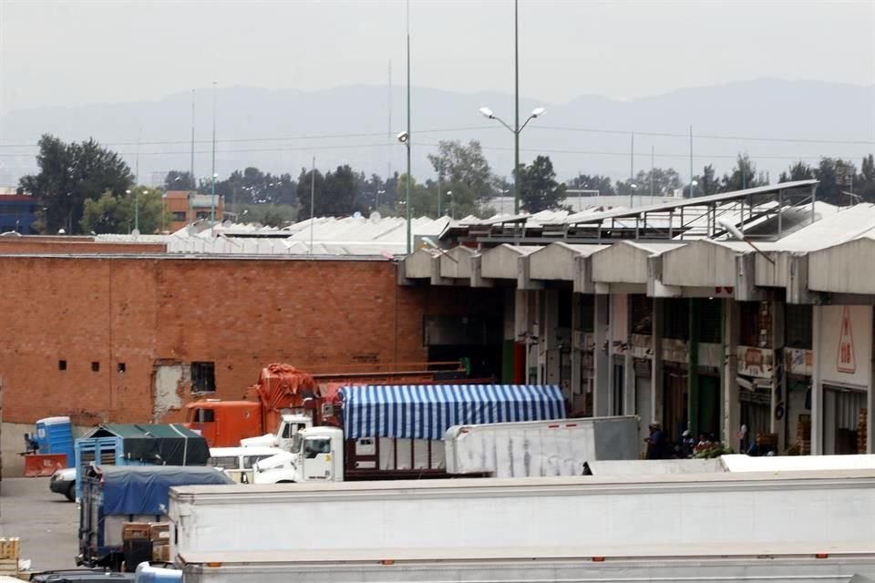 Los paneles solares colocados en las azoteas de las bodegas de la Central de Abasto, en Iztapalapa, serán mexicanos, informó la empresa Salarever.