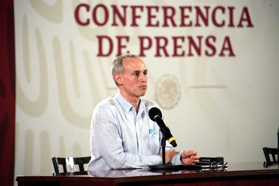 El subsecretario durante la conferencia de prensa sobre el Covid-19 en Palacio Nacional.