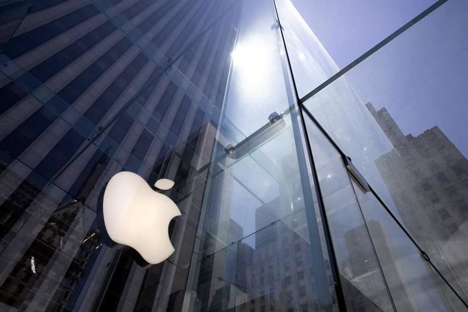 Apple alcanza los 2 billones de dólares en valor de mercado dos años después de superar el billón.