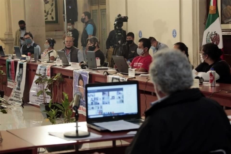 Aspectos de la reunión de la Comisión para la Verdad y el Acceso a la Justicia para el caso Ayotzinapa.