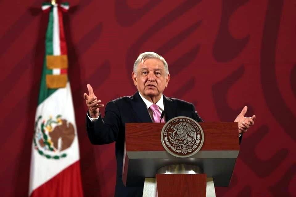 AMLO dijo que en caso de que se avale la consulta ciudadana sobre juicio a ex Presidentes, será la Corte la que decidirá la fecha.