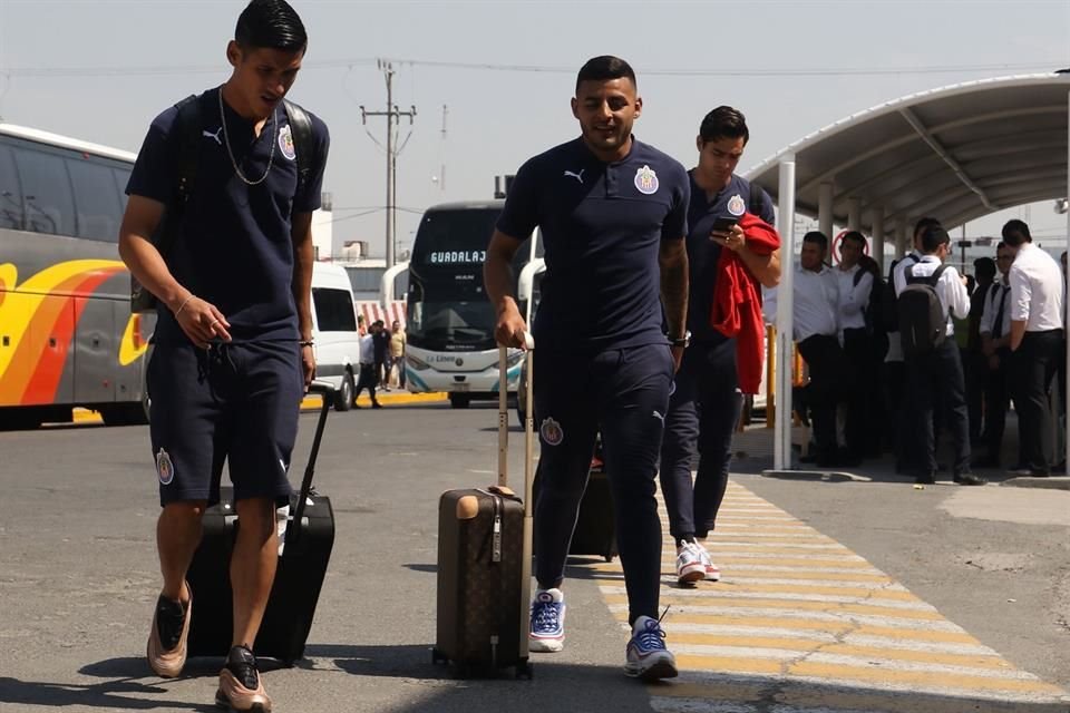 Ricardo Peláez y Vucetich relataron la integración de Alexis Vega y Uriel Antuna, tras la sanción por indisciplina.