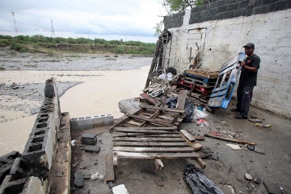 AMLO informó que Federación agilizará trámites para otorgar recursos de Fonden por daños provocados por tormenta tropical 'Hanna' en NL.