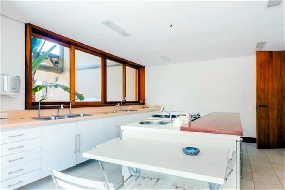 Home $weet home >> 'Twilight' set