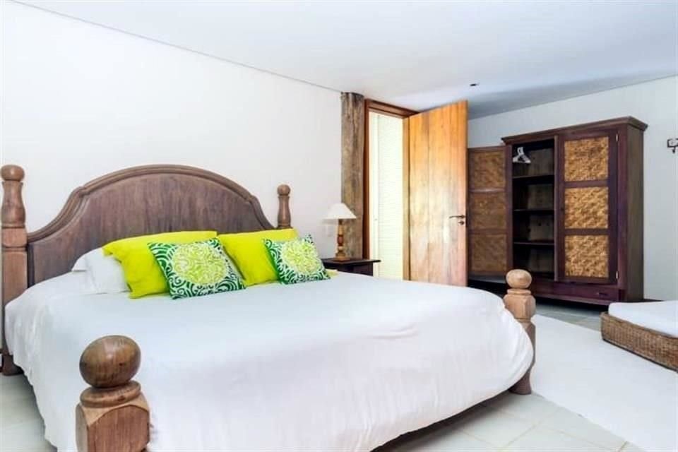 Home $weet home >> 'Twilight' set