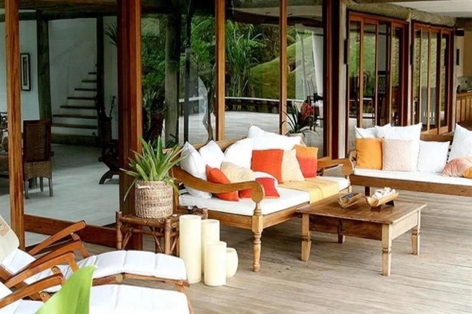 Home $weet home >> 'Twilight' set