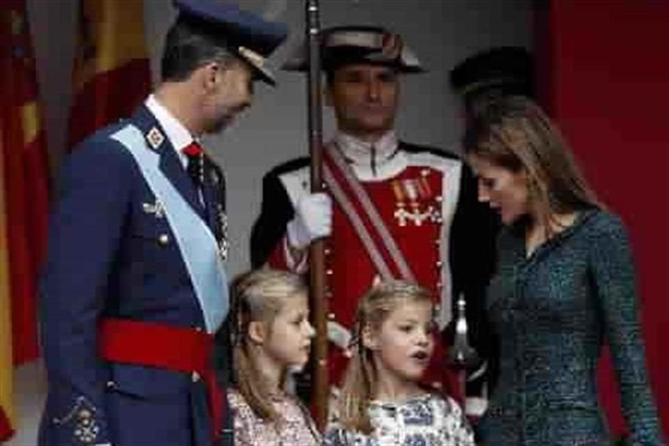 La princesa de Asturias recibirá una educación semipresencial mientras que su hermana sí acudirá todos los días al colegio y con mascarilla.