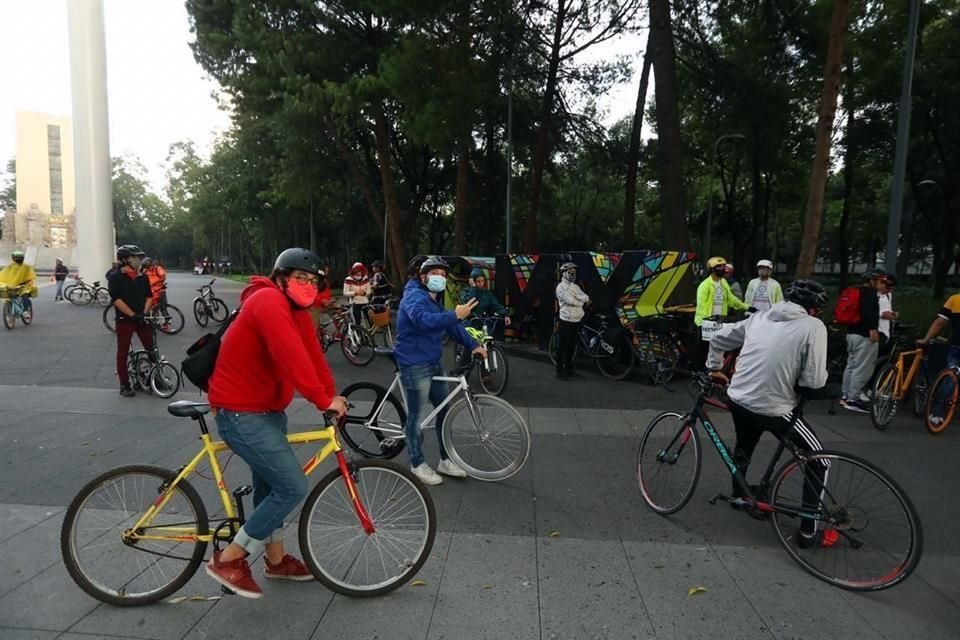 La rodada inició en el Parque de la Bombilla.