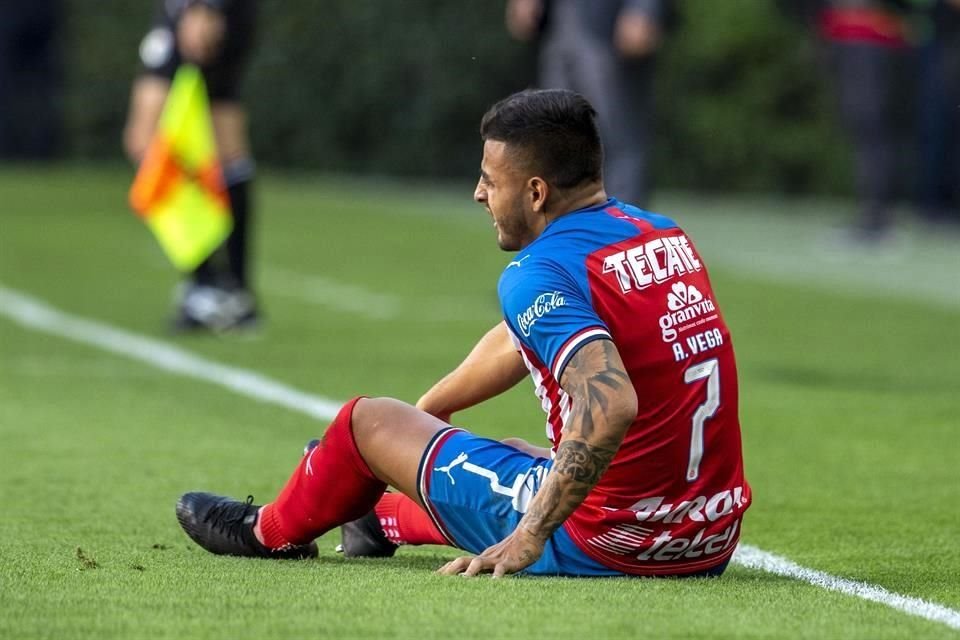 Alexis Vega ha dado más polémicas fuera de la cancha que juego dentro.