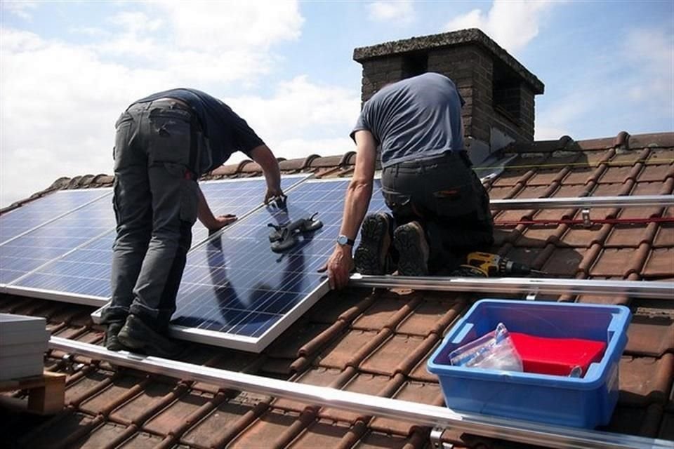 Los paneles solares son el ejemplo más común de generación distribuida.