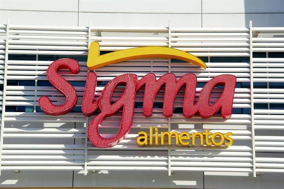 Sigma Alimentos, detalló que, en los primeros tres meses de 2025, los ingresos por ventas en Estados Unidos se ubicaron en 396 millones de dólares, contra los 398 millones reportados en el mismo periodo del año pasado, con lo que la variación fue prácticamente nula.