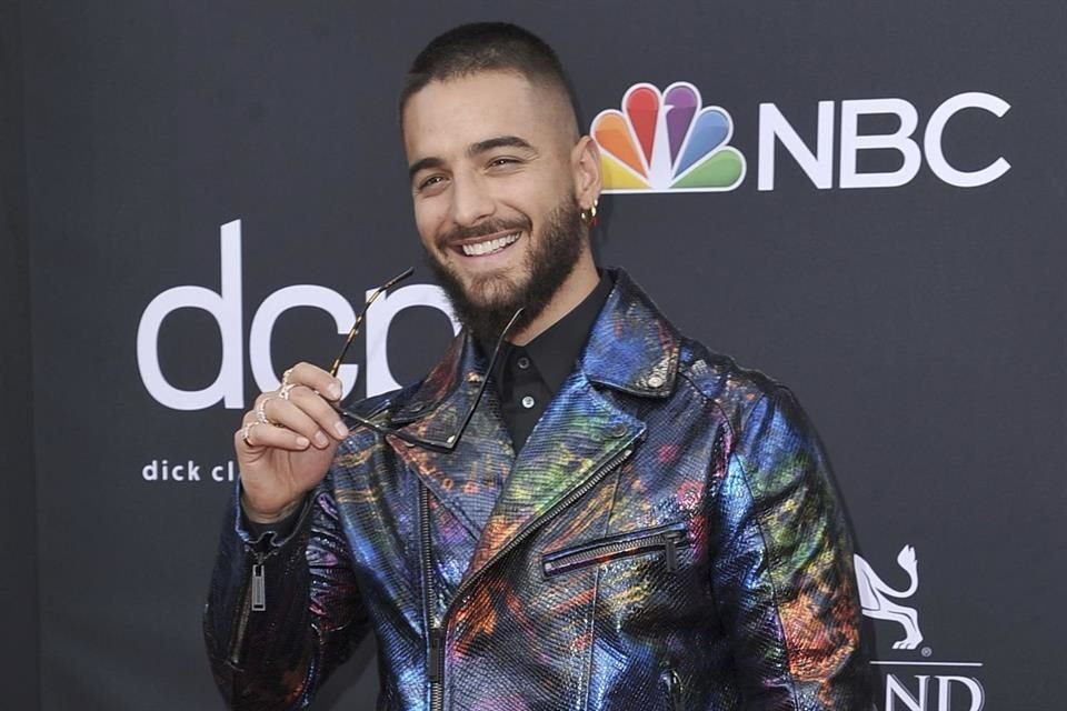 Maluma recibirá el Premio Billboard Espíritu de la Esperanza por su labor altruista con la fundación El Arte de los Sueños, que apoya a jóvenes a desarrollarse en las artes.