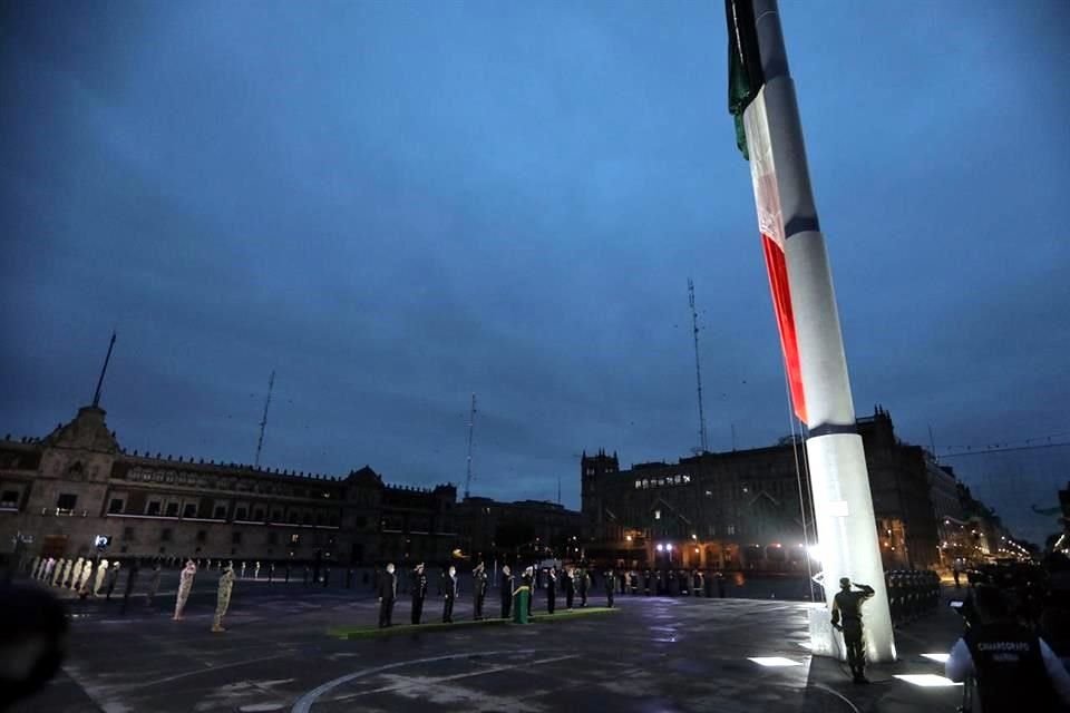 El acto se realizó en el Zócalo de la Ciudad de México.