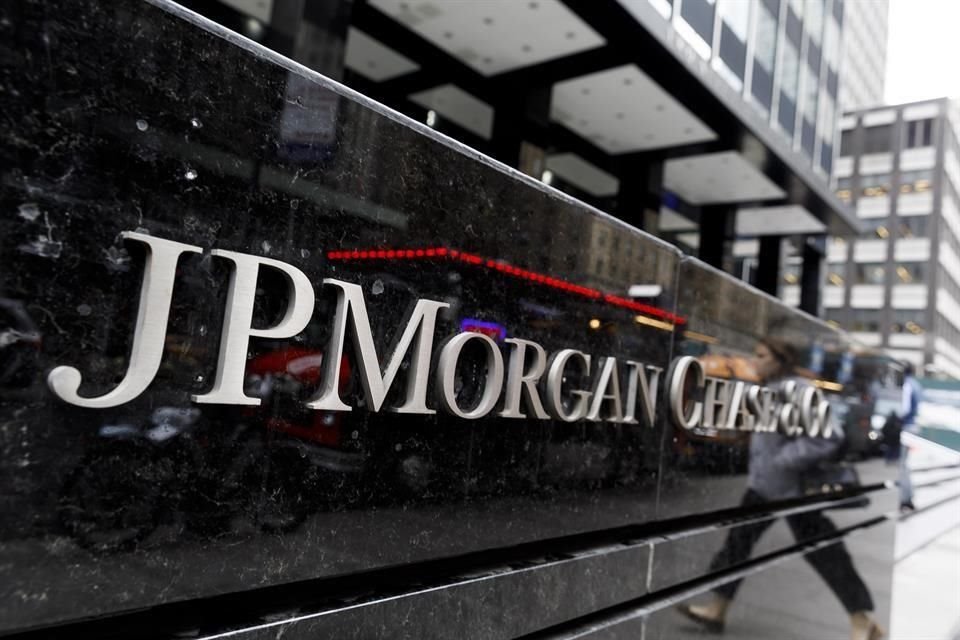 JPMorgan espera que el PIB de EU se contraiga por los aranceles.
