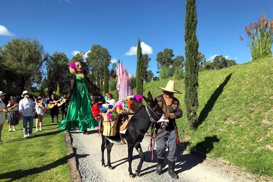 En la Fiesta de la Vendimia de la vinícola Santísima Trinidad habrá cantos al estilo de las tradicionales callejoneadas.