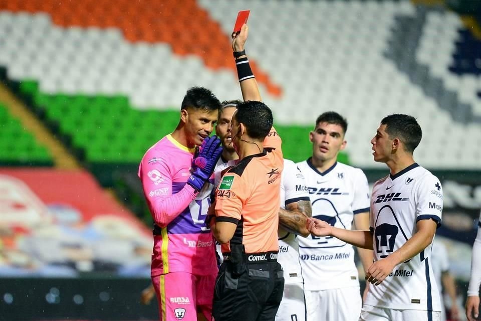 Talavera fue expulsado contra el León.