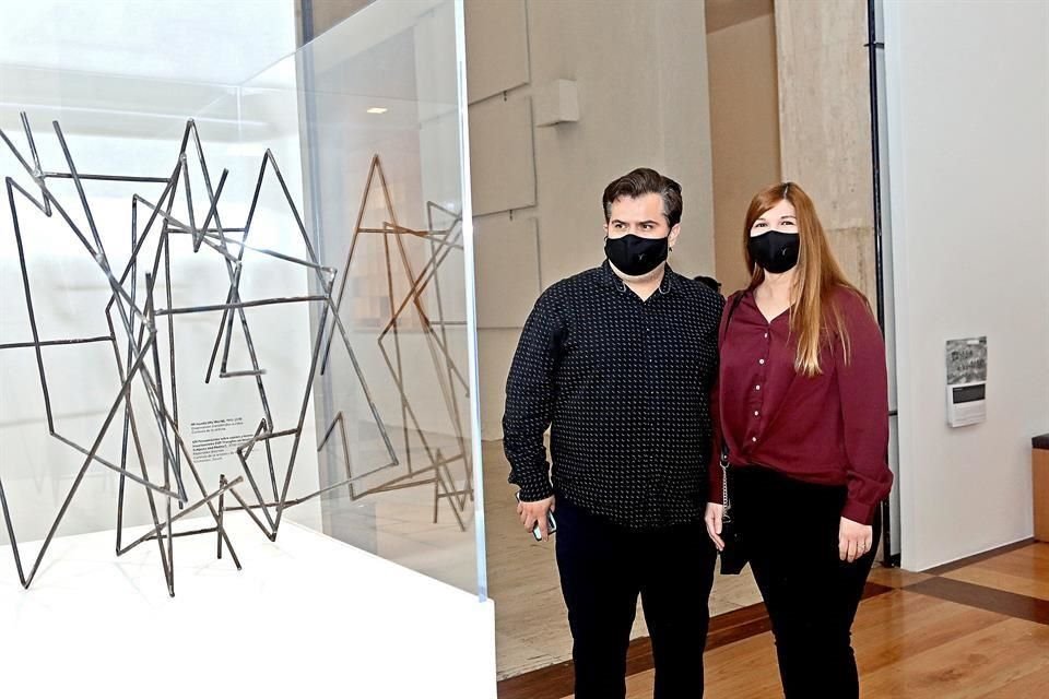Raúl González y Cindy Álvarez