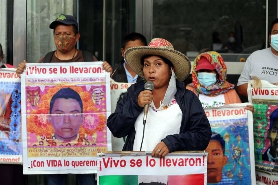 Mañana sábado se cumplen seis años de la desaparición de 43 estudiantes de Ayotzinapa.