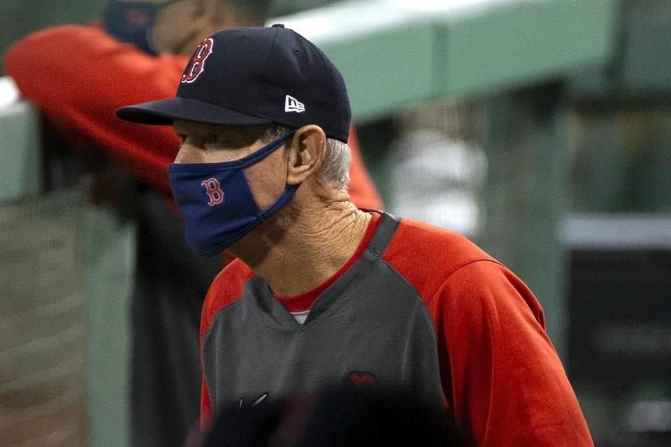 Ron Roenicke ya no volverá como mánager de Boston para la próxima temporada.