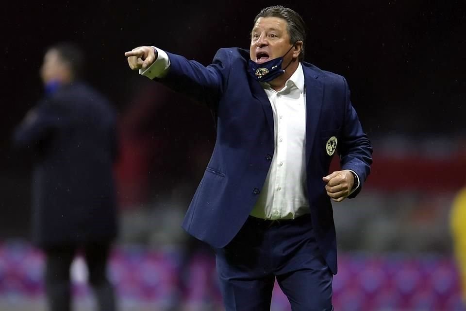 Miguel Herrera criticó los microciclos de la Selección Nacional.