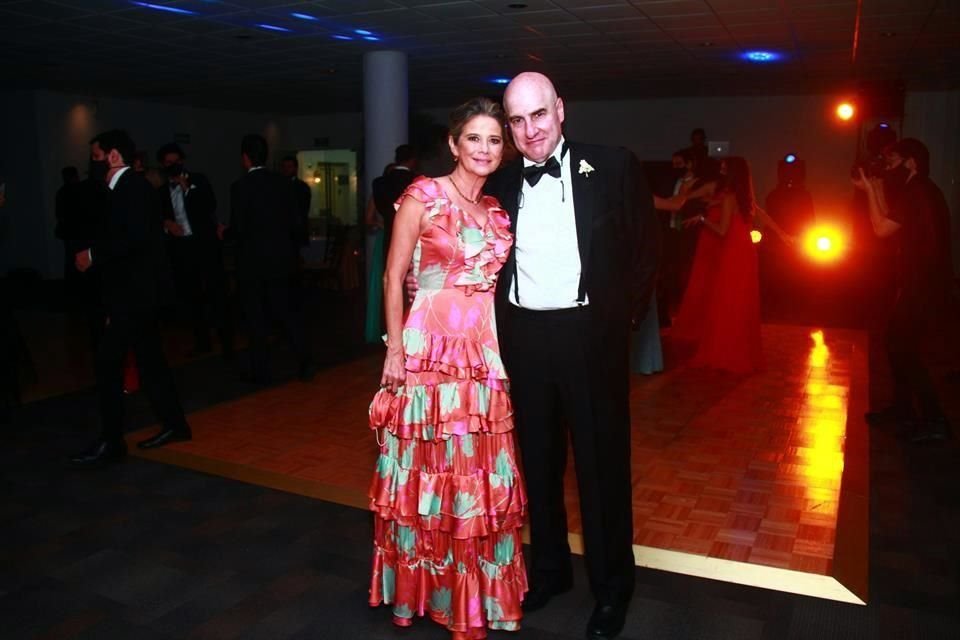 Sofía Schiaffino de Frech y Emilio Frech López