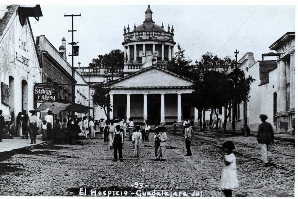 El Museo Cabañas contiene documentos históricos que datan de 1723.