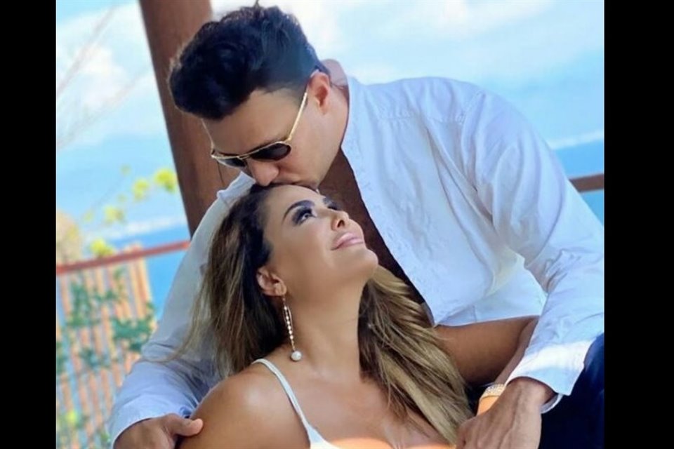 Ninel Conde se casará por tercera vez, ahora con Larry Ramos.