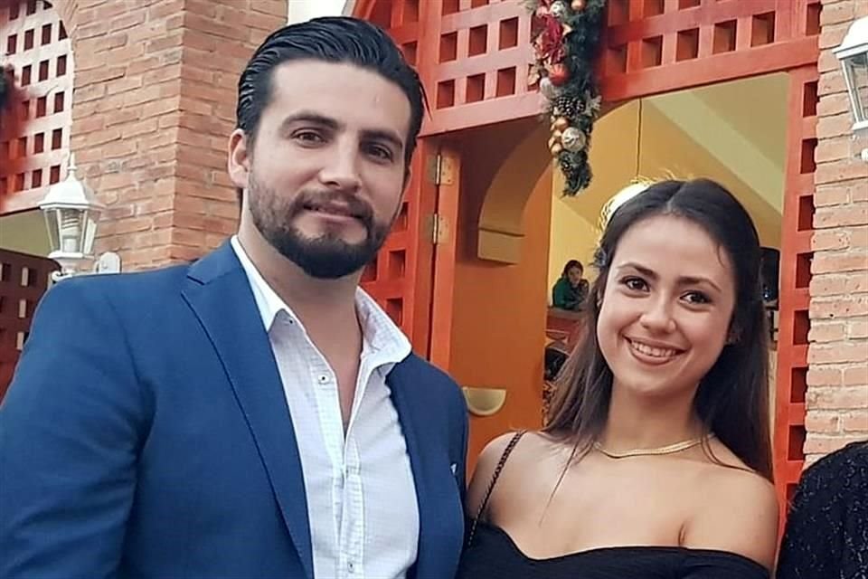 Mónica Zepeda Gayol fue contratada en oficina del diputado de MC, Luis Ernesto Munguía González, en el Congreso.