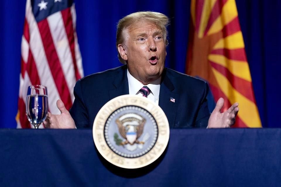 Trump se atribuyó el mérito de haber descubierto el complot contra la gobernadora.