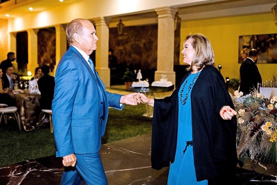 Hugo Mier y Gabriela Medrano