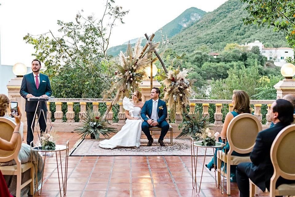 Verónica Meade Villarreal y Hugo Mier Medrano