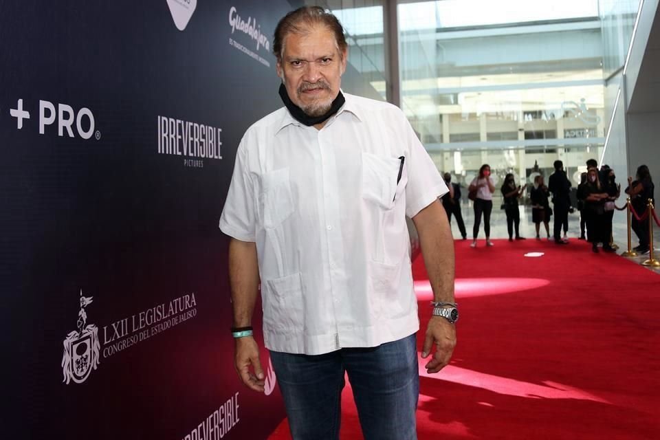 Joaquín Cosío durante alfombra roja de la presentación de Ley de Filmaciones.