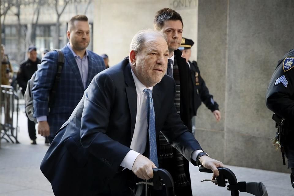 Una mujer ha demandado a Harvey Weinstein por haber abusado de ella hace décadas.