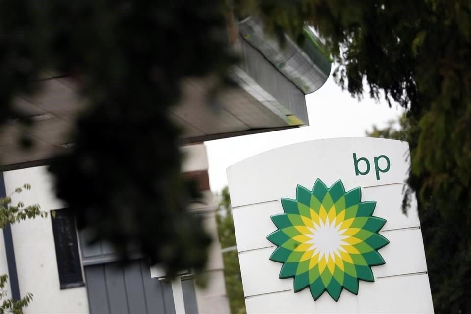 BP señaló que la pandemia continúa creando un medio ambiente comercial 'volátil' y de 'desafío'.