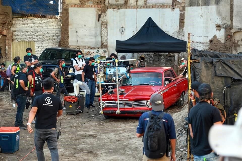 Este martes, un equipo de filmación se instaló en las Nueve Esquinas, zona famosa por su birria y su cocina, para el rodaje de algunas escenas de una serie llamada Stockton.