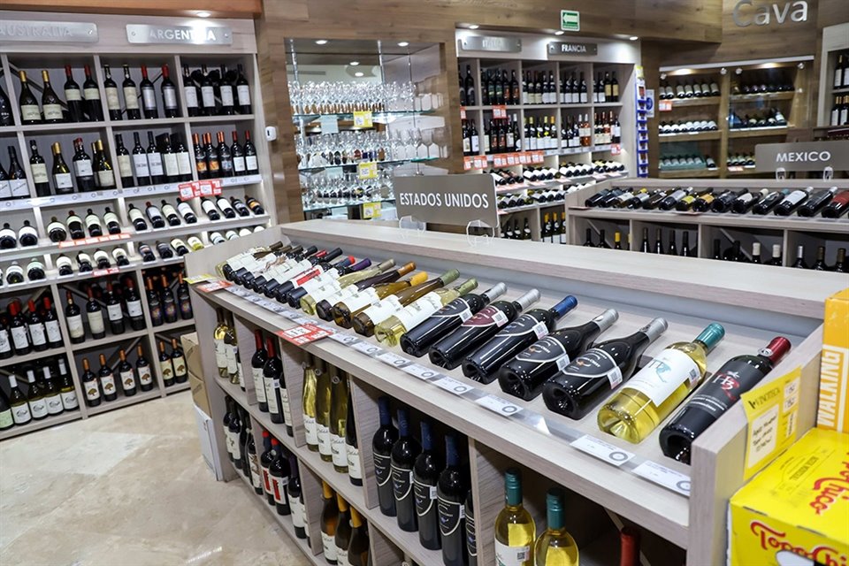 Inauguración Vinoteca San Pedro