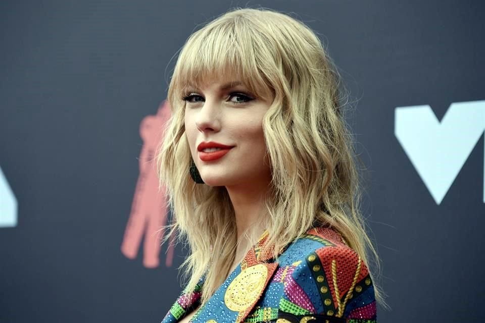 Taylor Swift prestó su canción, 'Only the Young', para una nueva propaganda del candidato demócrata a la presidencia de EU Joe Biden.