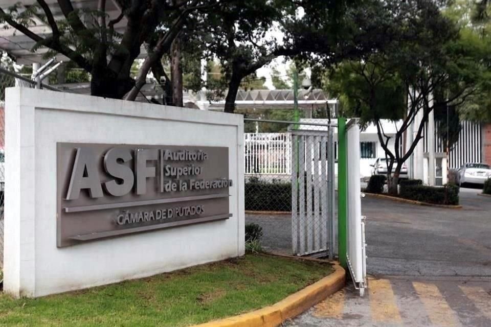 Ayer, la ASF informó que su cálculo sobre el costo de la cancelación del aeropuerto en Texcoco había sido inconsistente.  