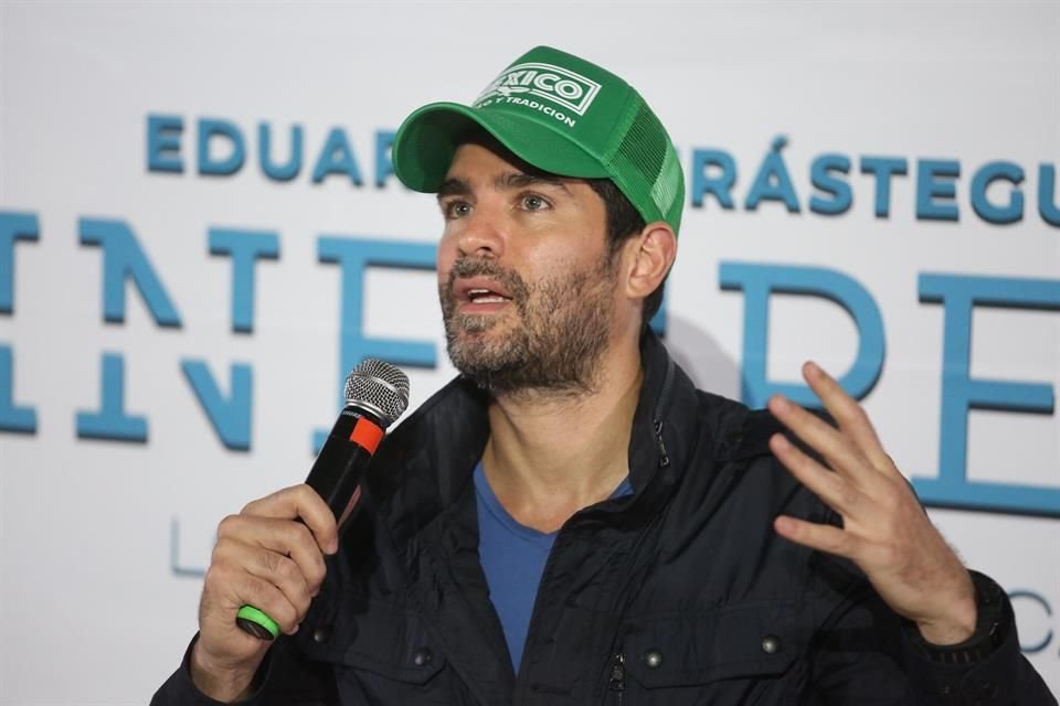 Eduardo Verástegui indicó que apoya al Presidente Donald Trump por su política de apoyo a los derechos de los bebés no nacidos y por su defensa a la comunidad hispana.