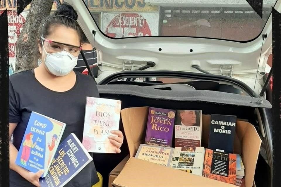 En cuatro meses la iniciativa de Adriana de dar libros a pacientes se ha replicado entre sus conocidos.