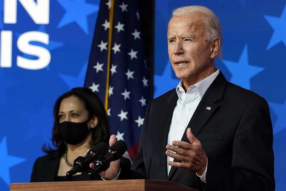 El candidato demócrata Joe Biden tiene abiertos varios caminos hacia la presidencia.