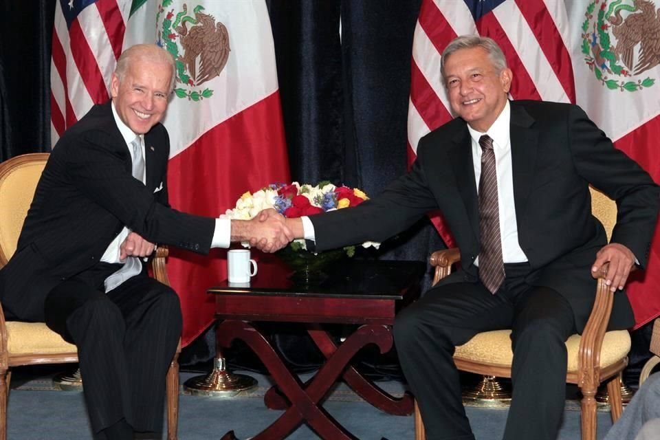 Los entonces Vicepresidente de EU, Joe Biden, y el candidato presidencial, López Obrador, sostuvieron una reunión.