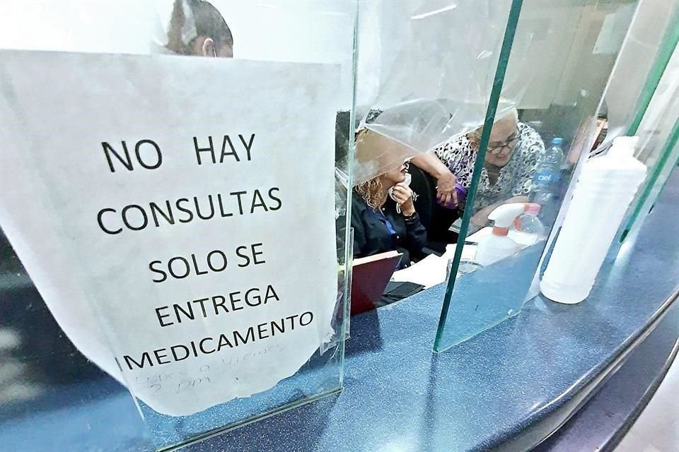 En el Hospital de Zona 6 del IMSS abiertamente niegan las consultas.